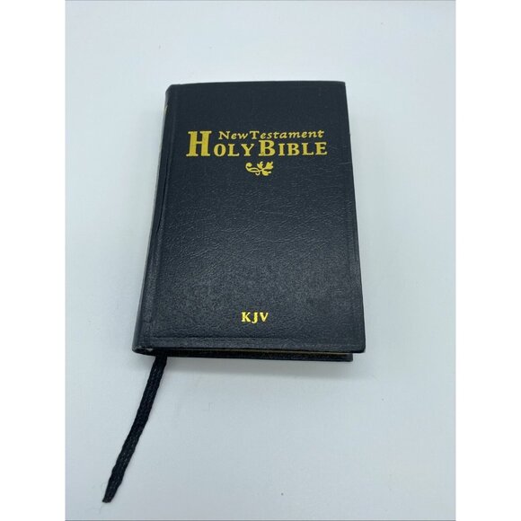 New Testament Holy Bible 2011 KJV Red Letter Edition 4 1/2" Tall x 3" Wide - Picture 5 of 11
